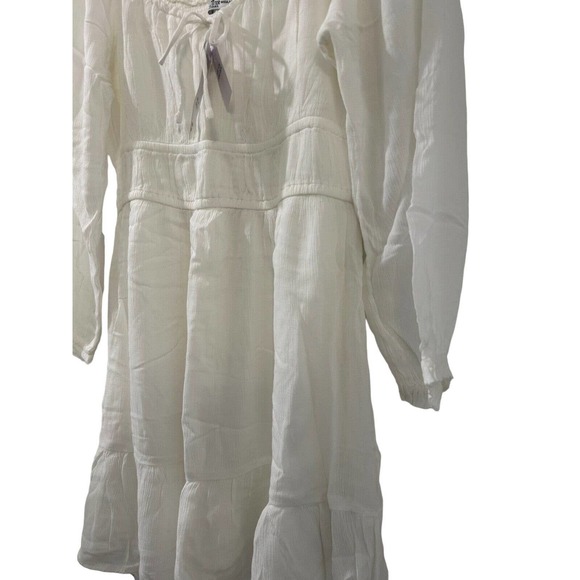 (Sold)HOLLISTER White LONG-SLEEVE CHANNELED BUILT-IN SHORTS DRESS Large NWT - Picture 5 of 14